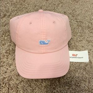 Vineyard Vines Hat (still has tags)
